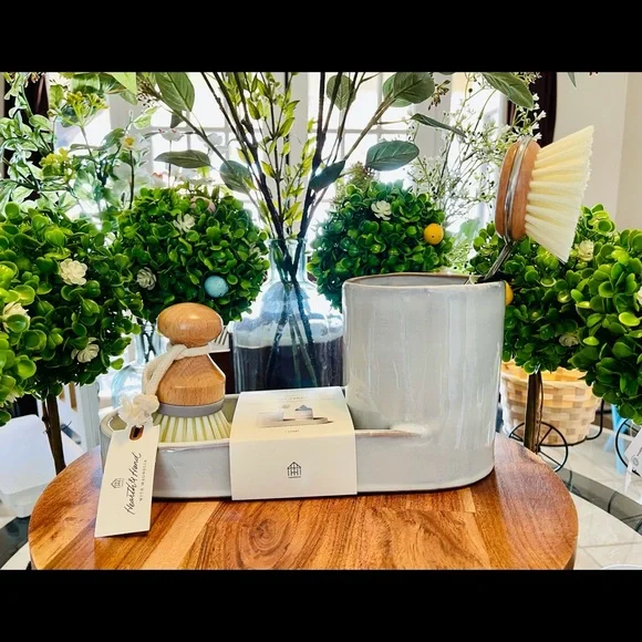 Hearth & Hand Stoneware Kitchen Sink Caddy - Picture 8 of 16